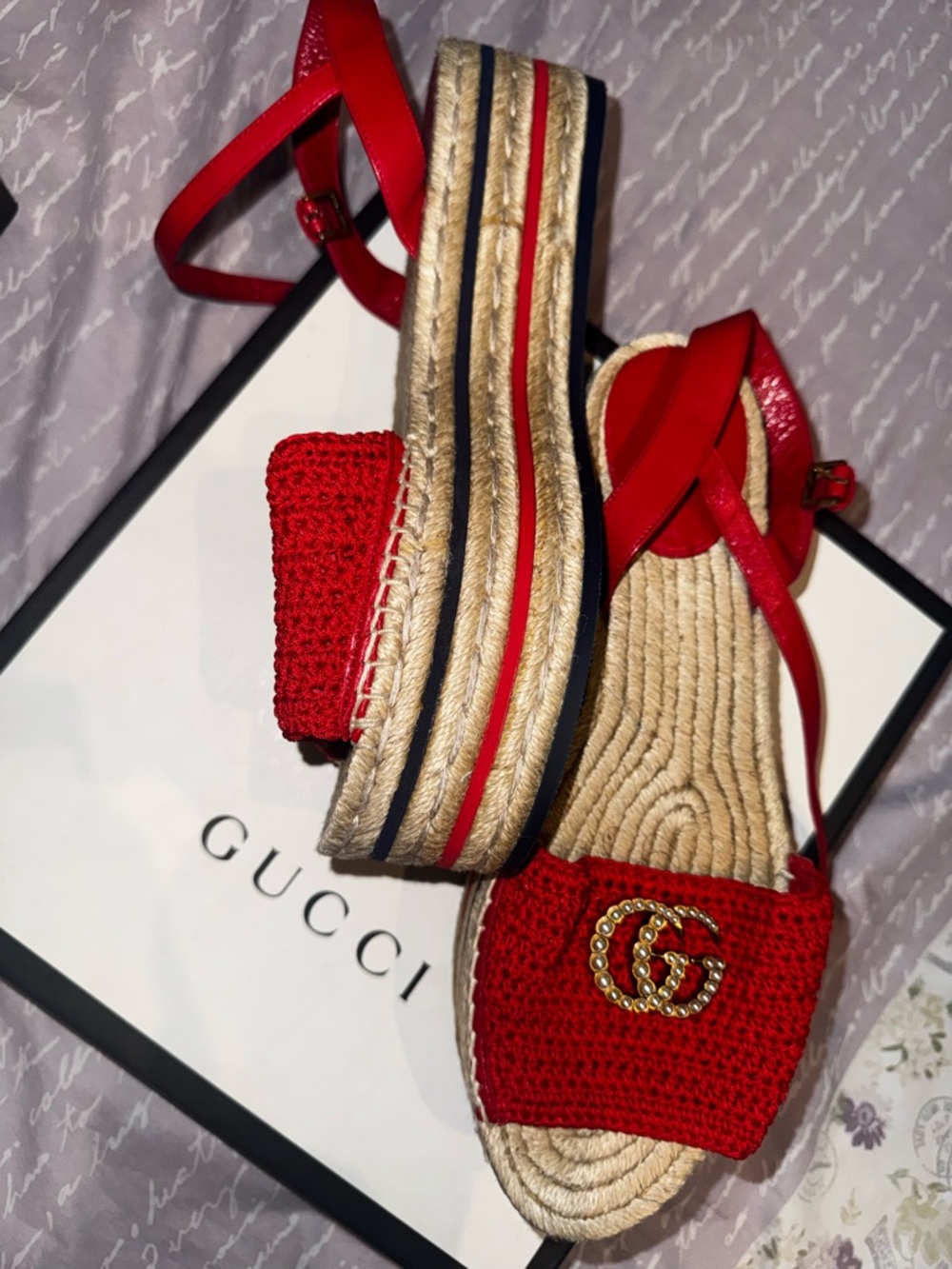 Gucci Red Raffia Logo Espadrille Slingback Sandals - Picture 3 of 4